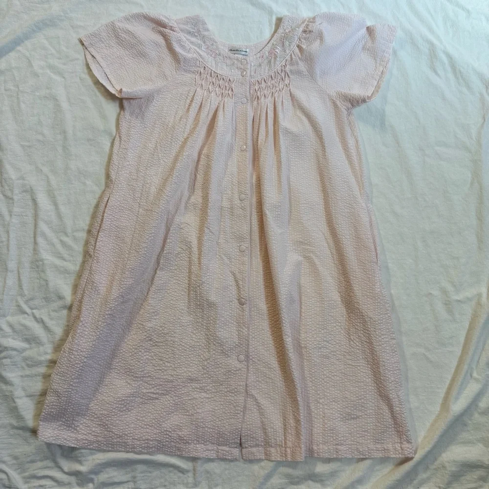 Miss Elaine Pink Seersucker Nightgown XL Smocked Embroidered Cottagecore Prairie